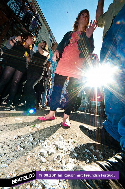 Im Rausch mit Freunden Festival