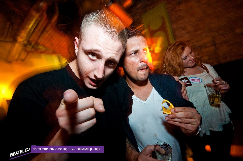 PINK-PONG pres. DUMME JUNGS