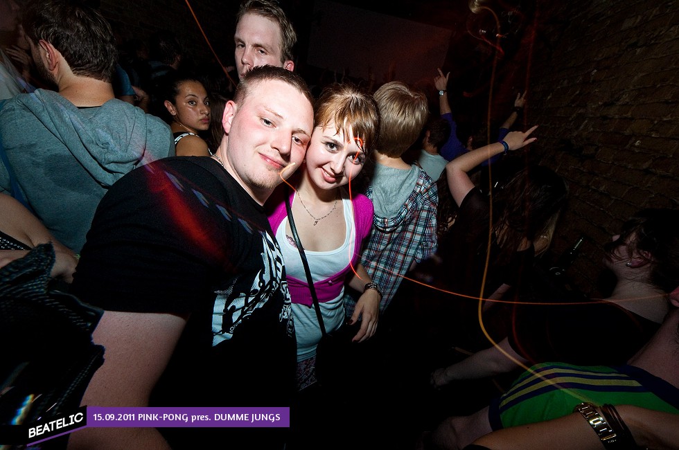 PINK-PONG pres. DUMME JUNGS