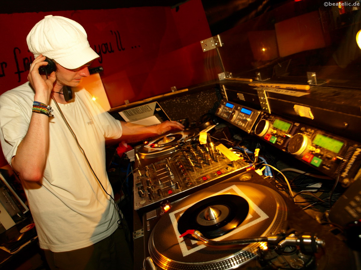 Jamaram Live