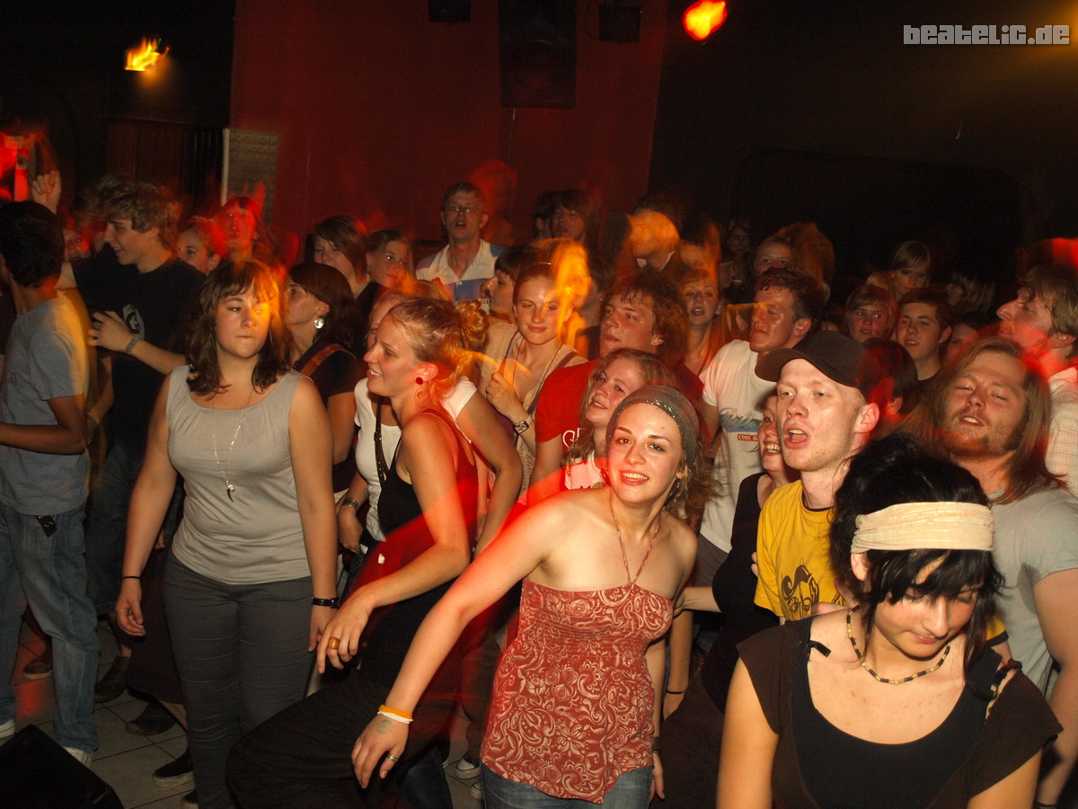Reggae, Live: Dreadnut