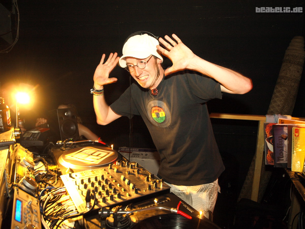 Reggae, Live: Dreadnut