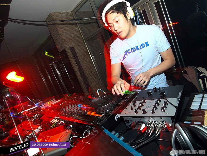 Techno Alter