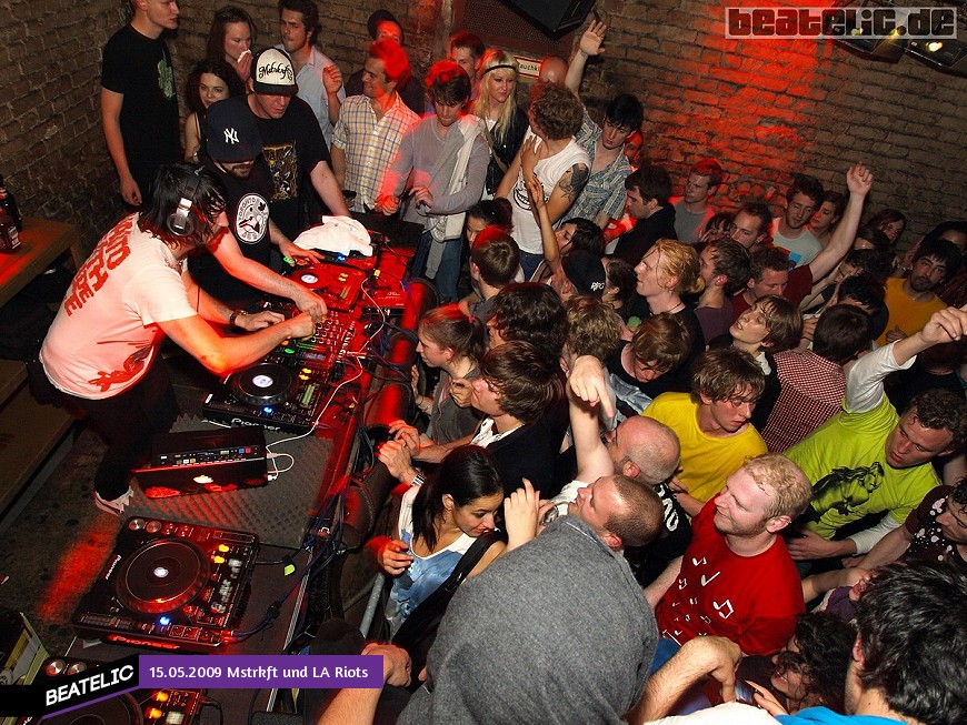 Mstrkft und LA Riots