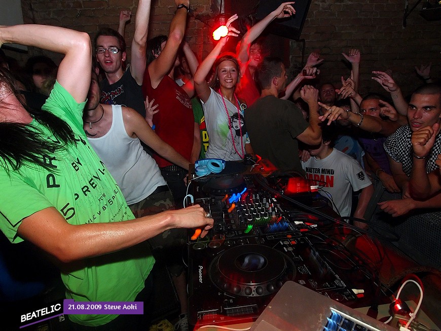 Steve Aoki