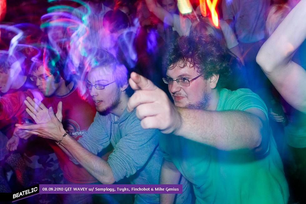 GET WAVEY w/ Samplogy, Tvyks, Finckobot & Mike Genius