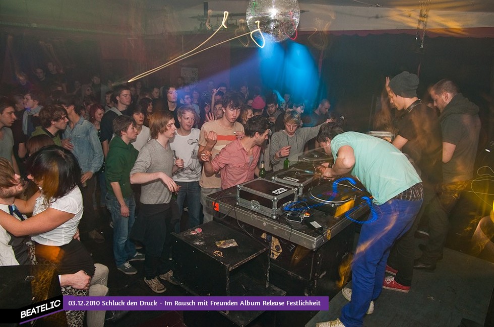 Schluck den Druck - Im Rausch mit Freunden Album Release Festlichkeit 