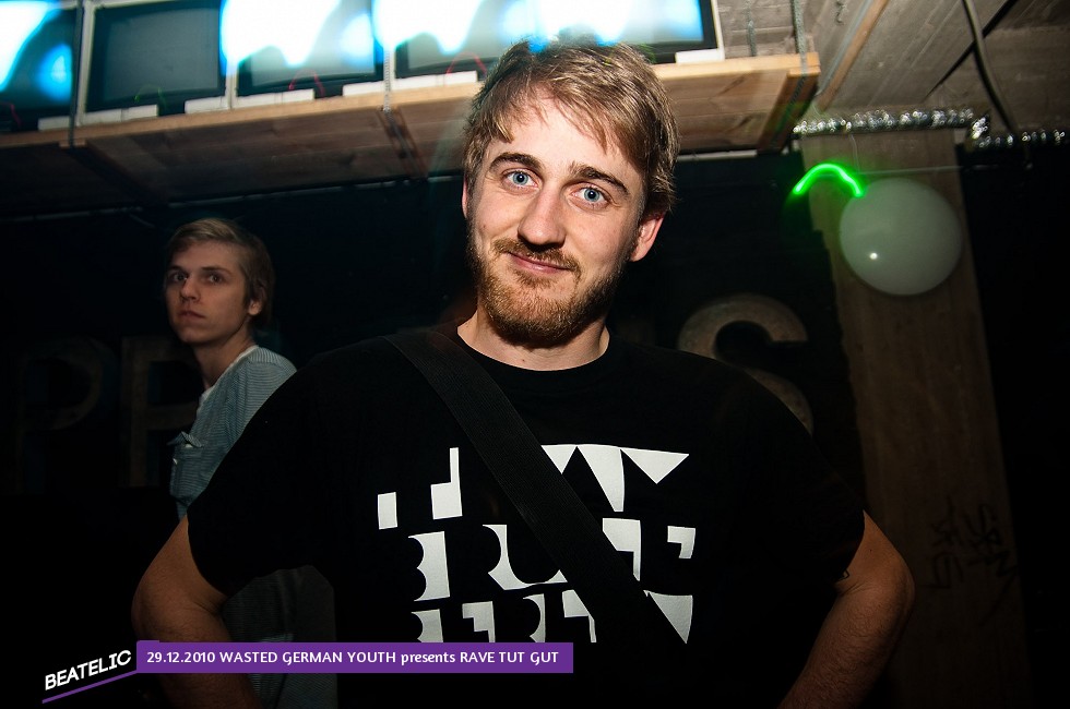 WASTED GERMAN YOUTH presents RAVE TUT GUT