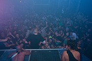 Go to image 34 for event Druckplatten rec. präsentiert: Schluck den Druck - Im Rausch mit Freunden 
