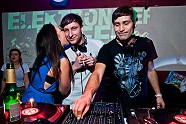 Go to image 9 for event ELEKTRONIKER TREFF spielt PINK-PONG