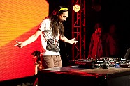 Go to image 39 for event Steve Aoki