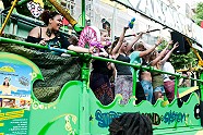 Go to image 17 for event Karneval der Kulturen