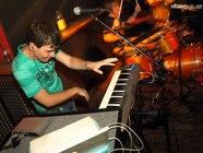 Go to image 38 for event Reggae, Live: Dreadnut