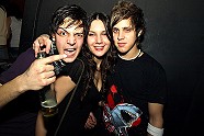Go to image 33 for event Electrostatic Jack Invasion