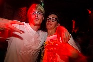 Go to image 70 for event Kavinsky