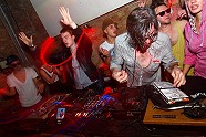 Go to image 75 for event Kavinsky