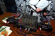 Go to image 133 for event Silvester