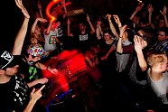 Go to image 98 for event Les Petits Pilous, The Sexinvaders & Marvin Suggs