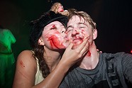Go to image 70 for event Druckplatten verschenkt Partynarben