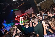 Go to image 35 for event Druckplatten verschenkt Partynarben