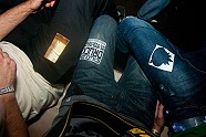 Go to image 32 for event Druckplatten verschenkt Partynarben